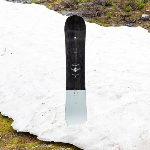 Arbor Element Camber Snowboard 2022-2023 - Image 2