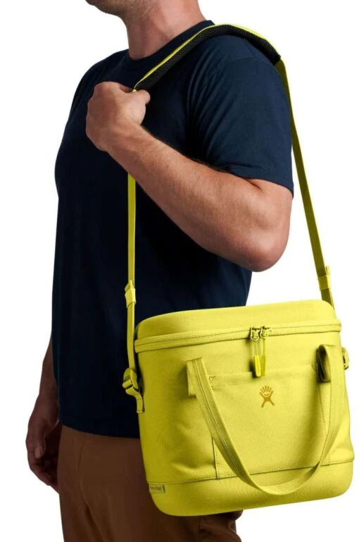 Hydro Flask Carry Out Soft Cooler 12L - Image 2